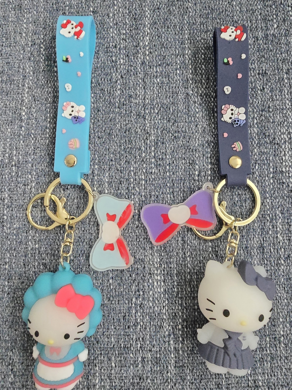 Hello Kitty Keychain Duo with Bow Charms - Blue & Navy
